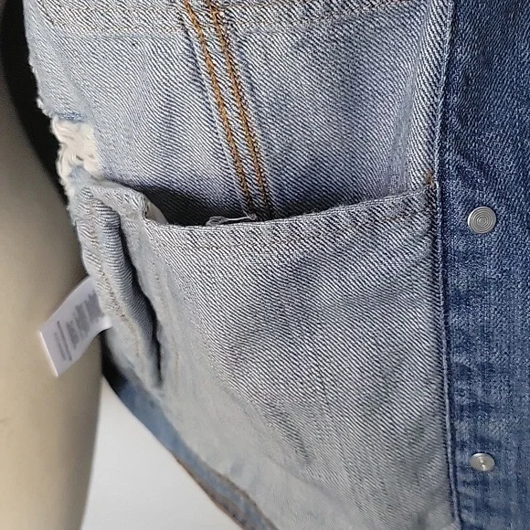 Hidden Jeans Embroidered Oversized Jean Jacket SZ XS - Picture 7 of 10